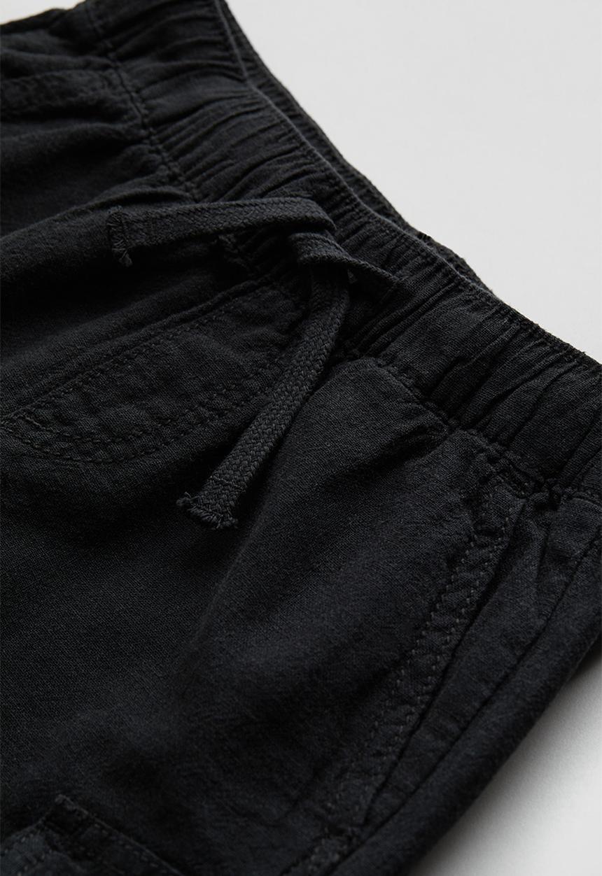 H&M - Linen-blend cargo shorts - black