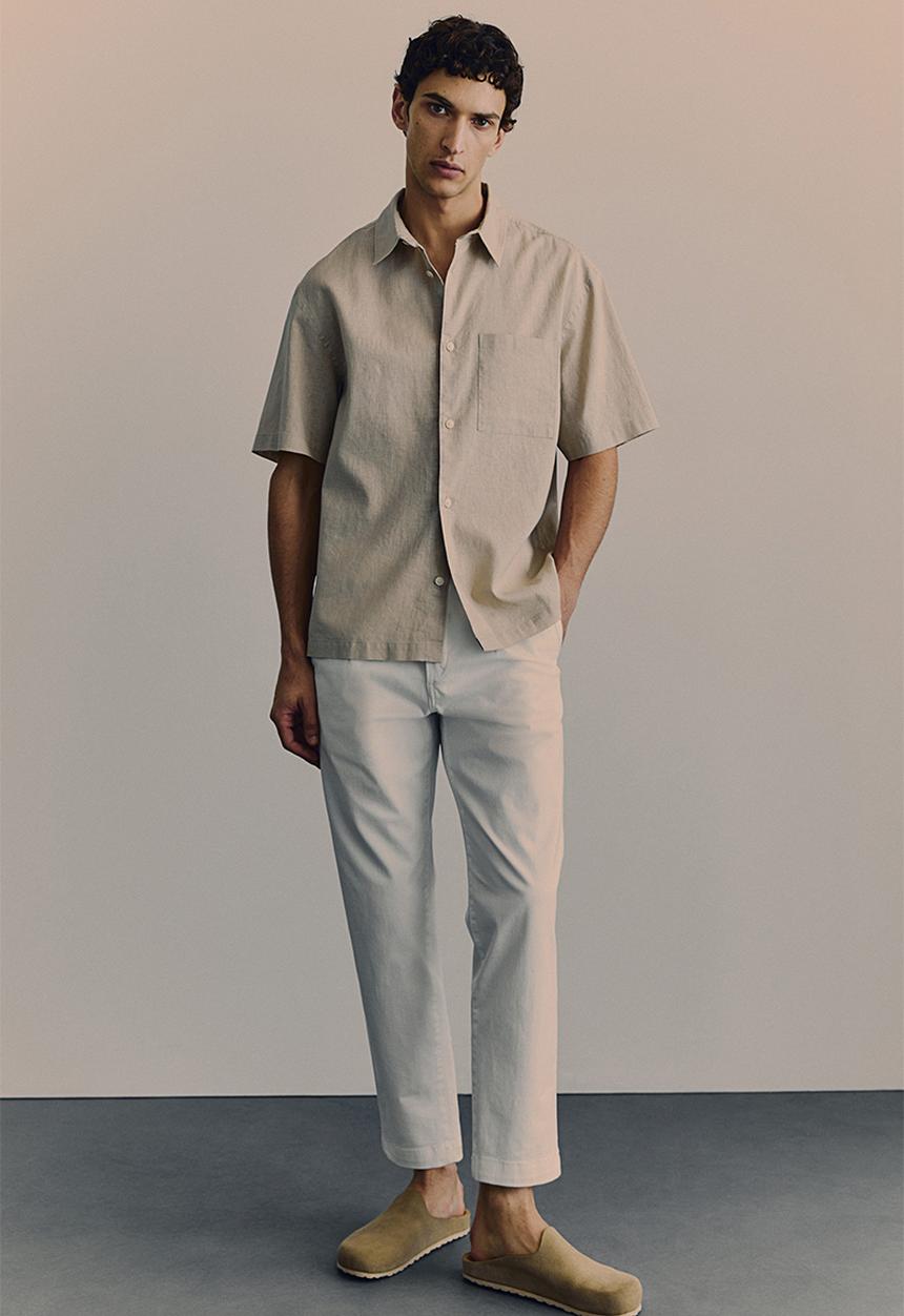 H&M - Loose fit short-sleeved linen-blend shirt - beige