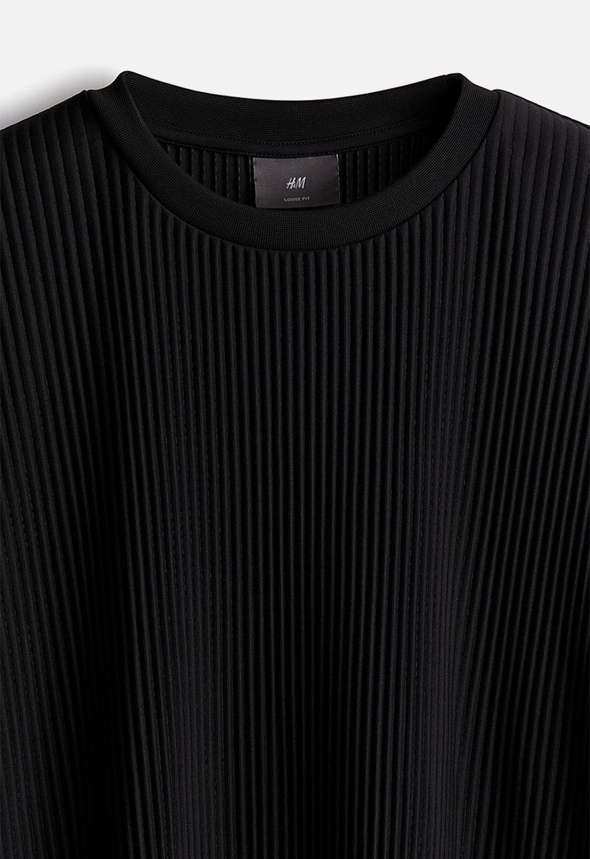 H&M - Loose fit pleated t-shirt - black