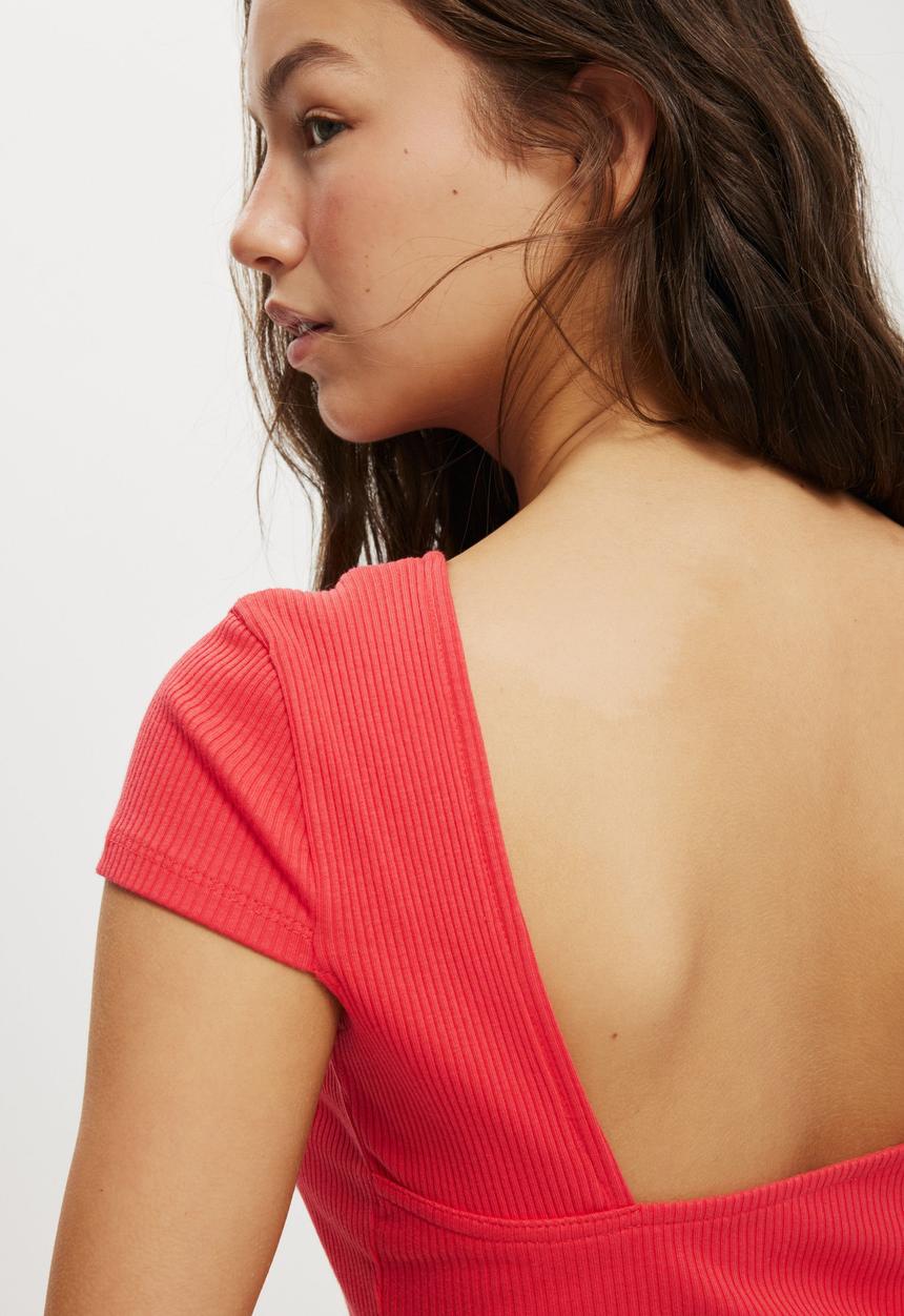 Cotton On - Rosa Low Back Short Sleeve Top - Summer Red