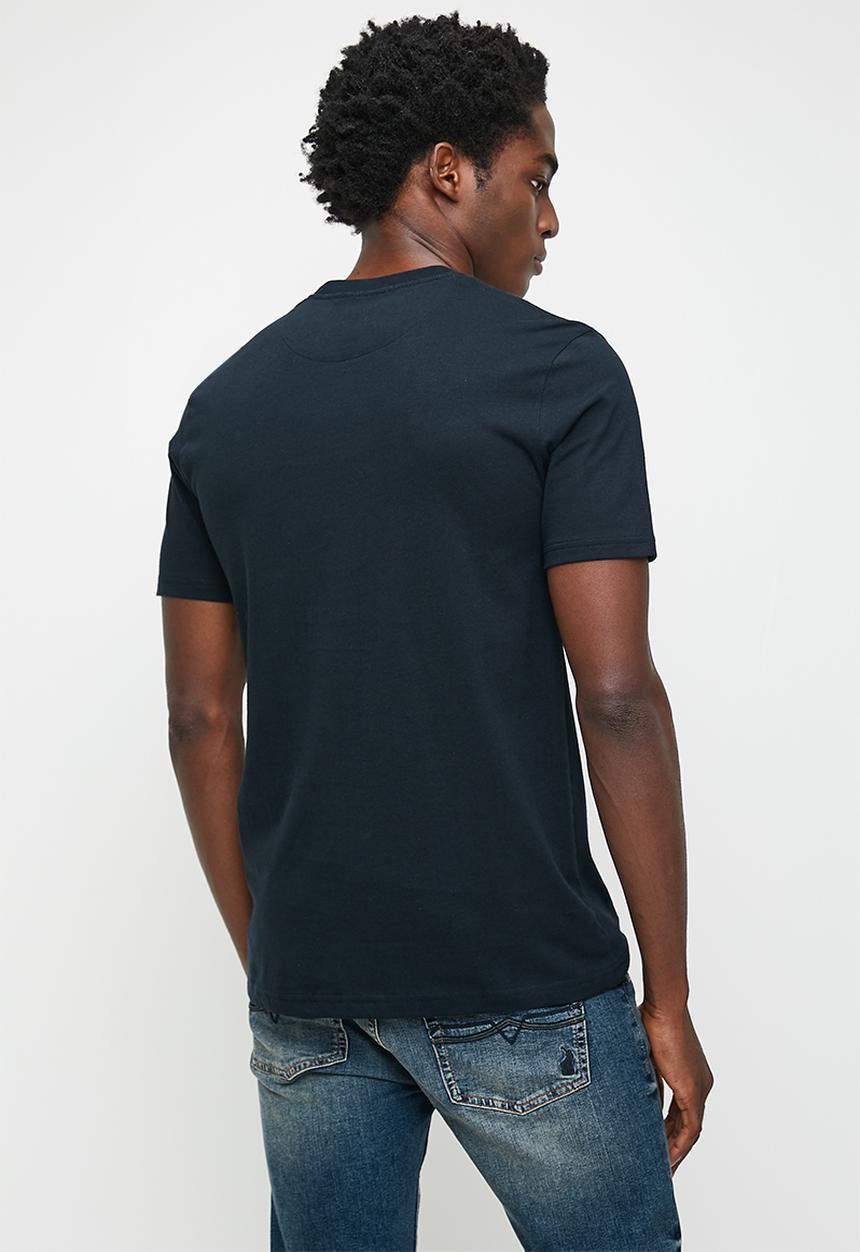 POLO - Jerry Hd Printed Pocket Ss Tee - Navy