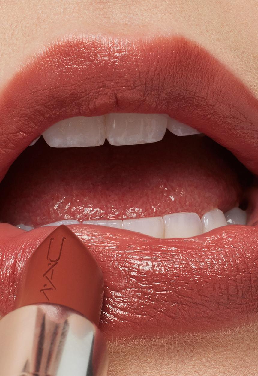 MAC - MACximal Sleek Satin Mini Lipstick - Crème In Your Coffee