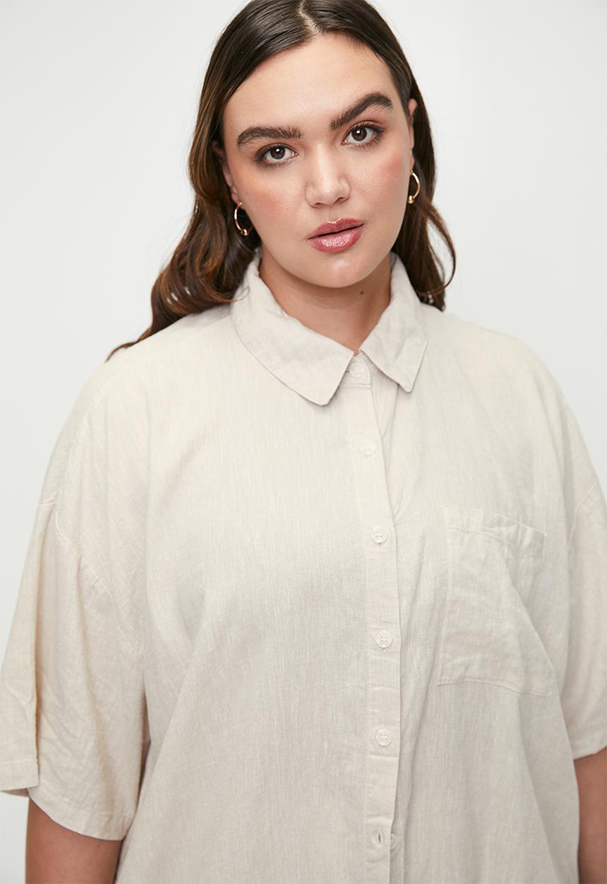 Cotton On - Plus Haven Short Sleeve Shirt - Neutral