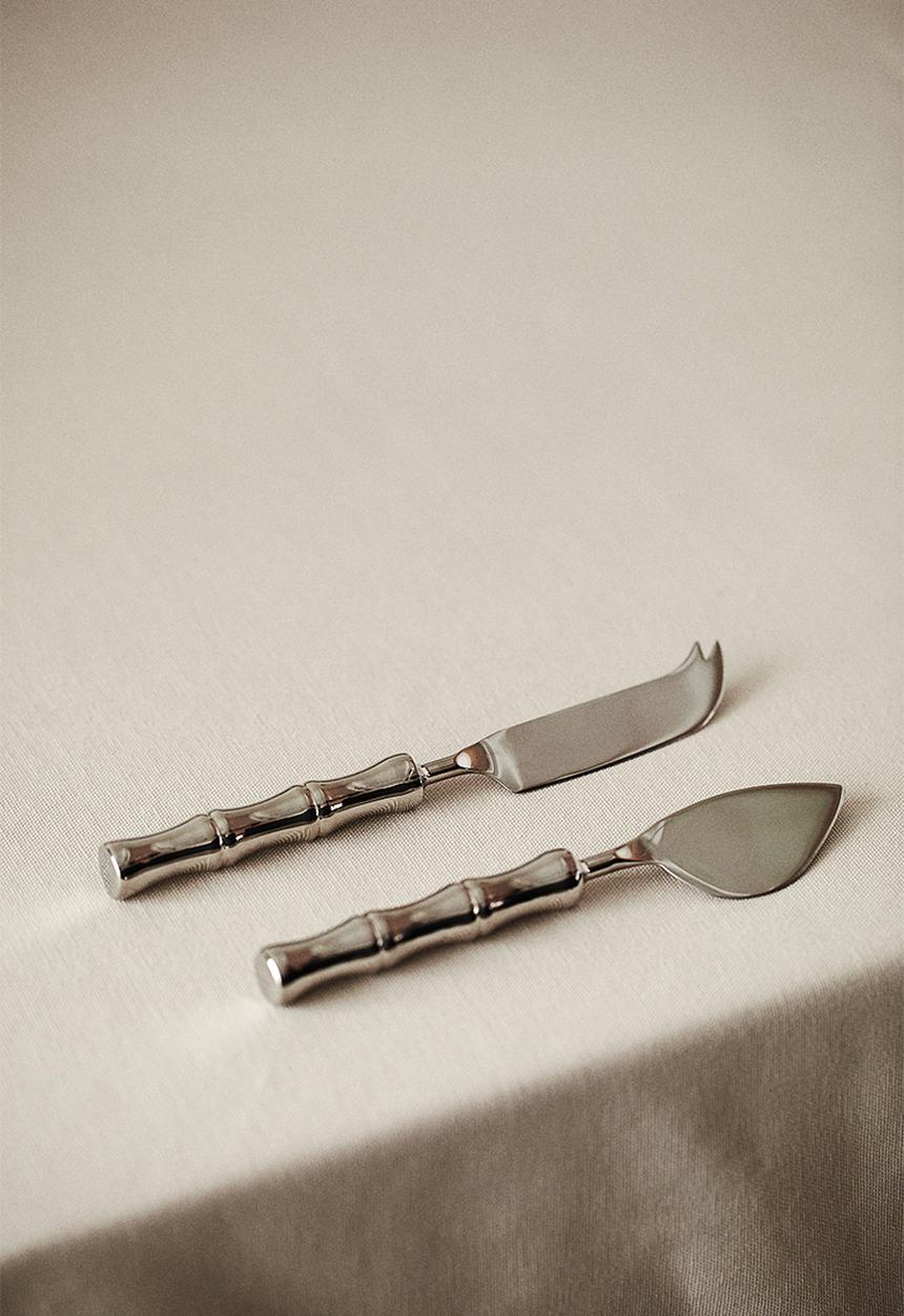 H&M - 2 pack metal cheese knives - silver multi