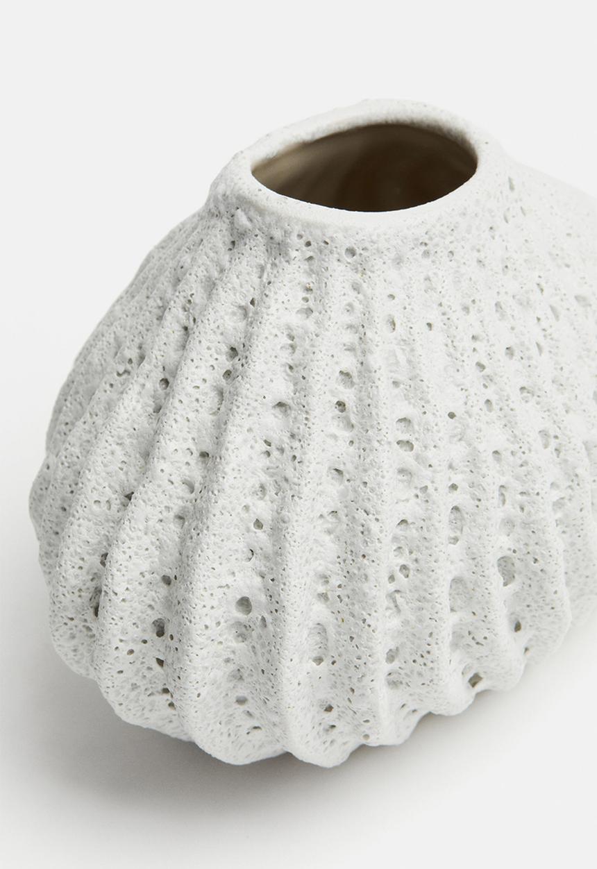 H&M - Small stoneware vase - white