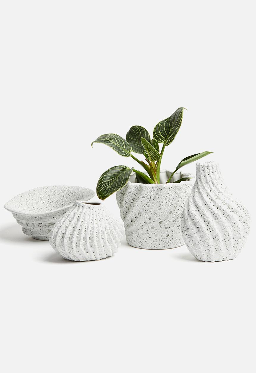 H&M - Small stoneware vase - white
