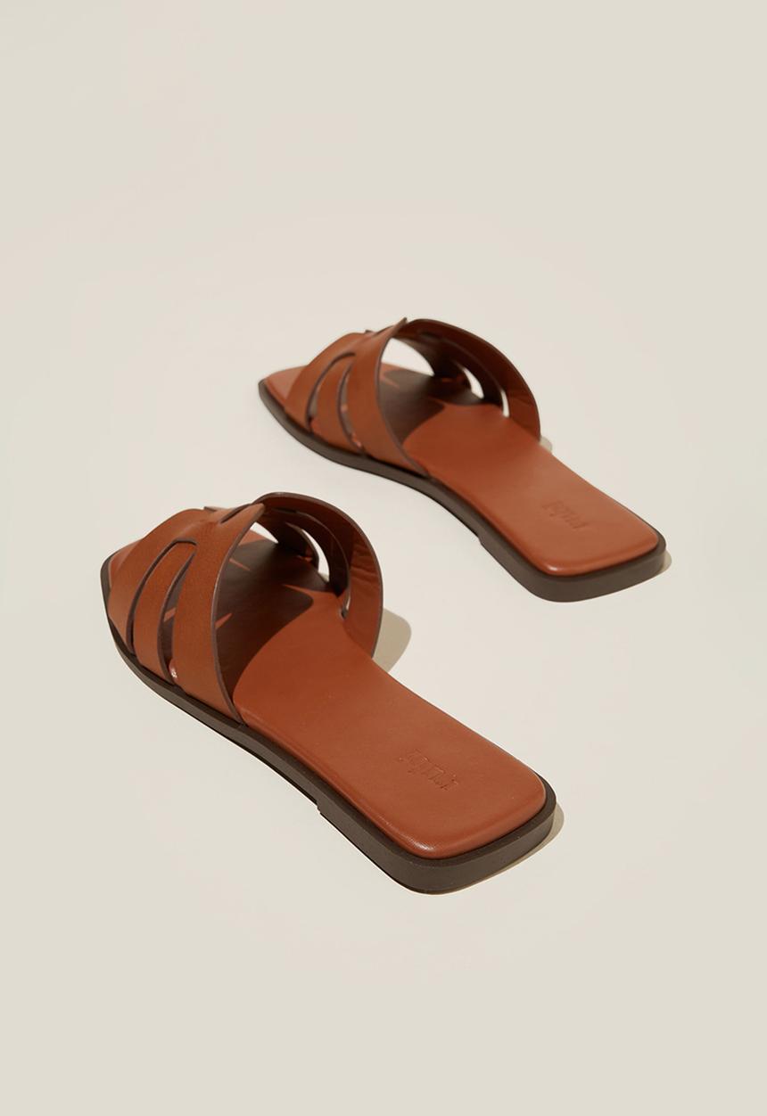 Cotton On - Sierra woven slide - burnished tan