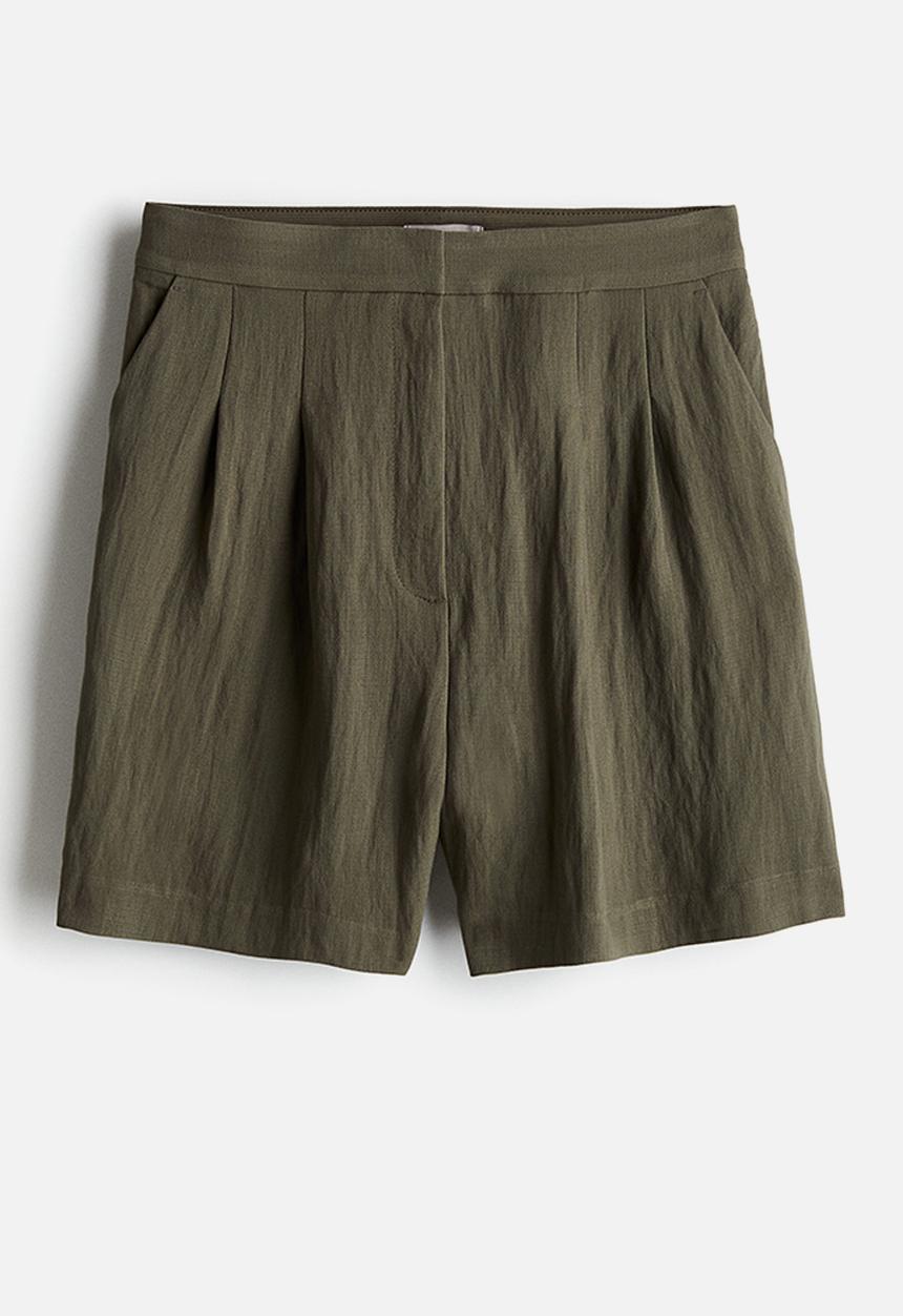 H&M - Knee-length shorts - dark khaki green