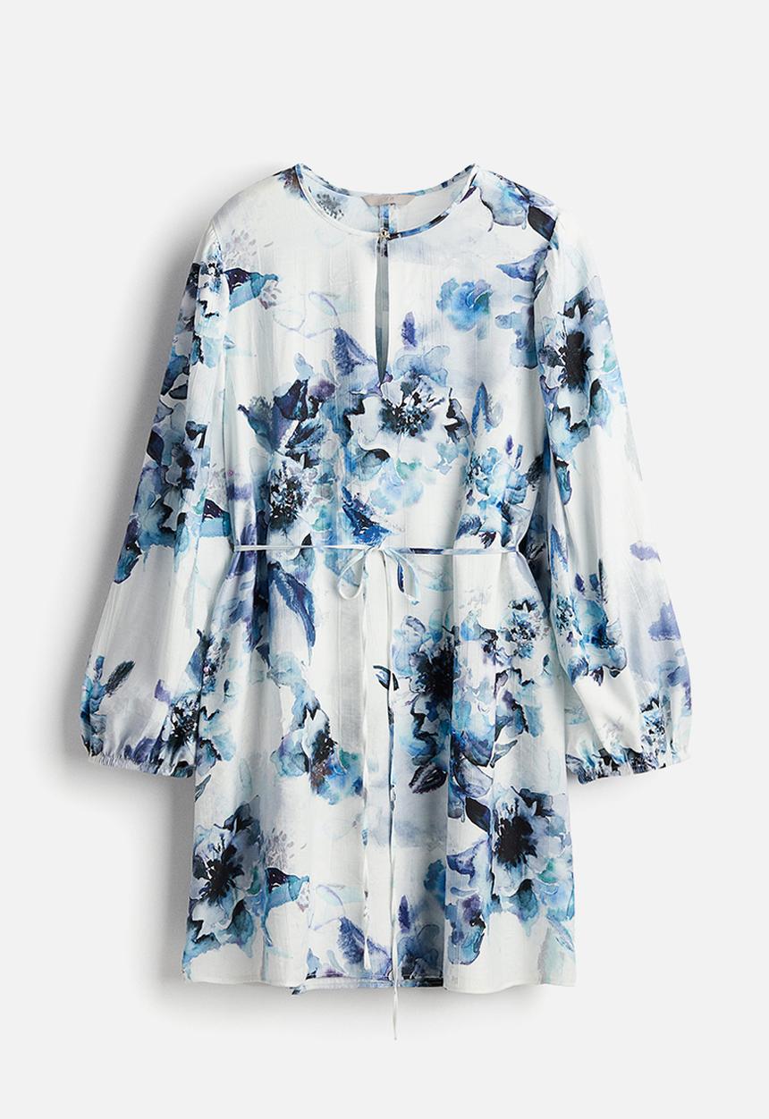 H&M - Tie-belt dress - white & blue floral 
