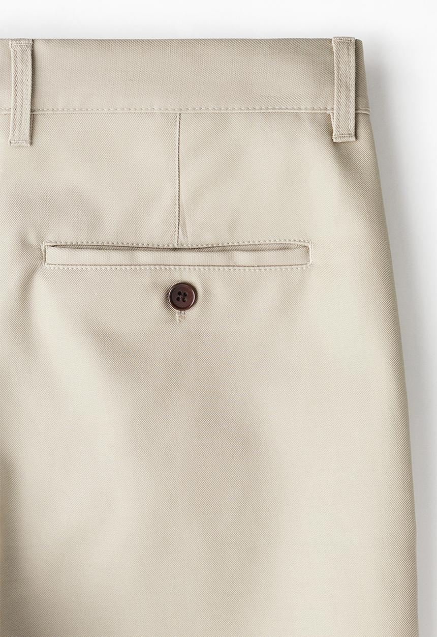 H&M - Regular fit chino shorts - beige