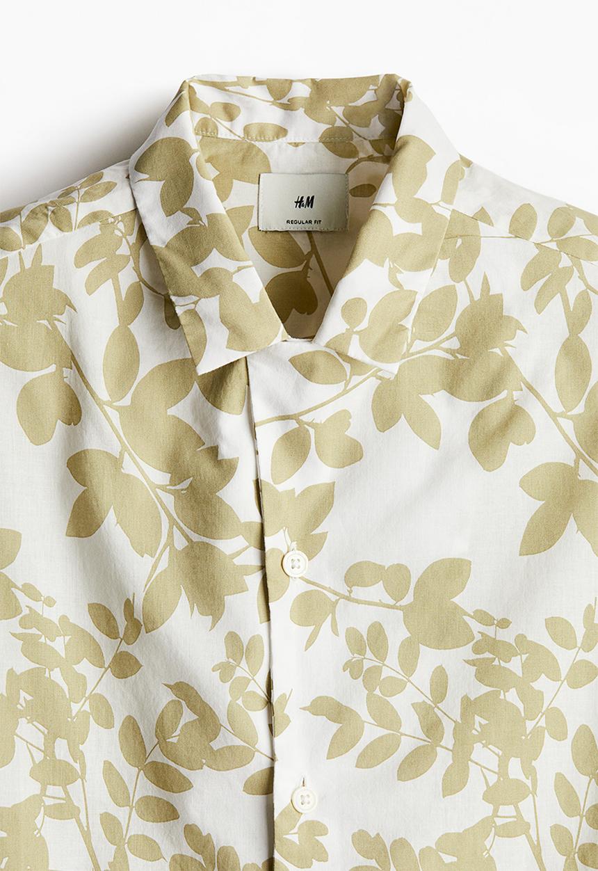 H&M - Regular fit printed resort shirt - white leaves
