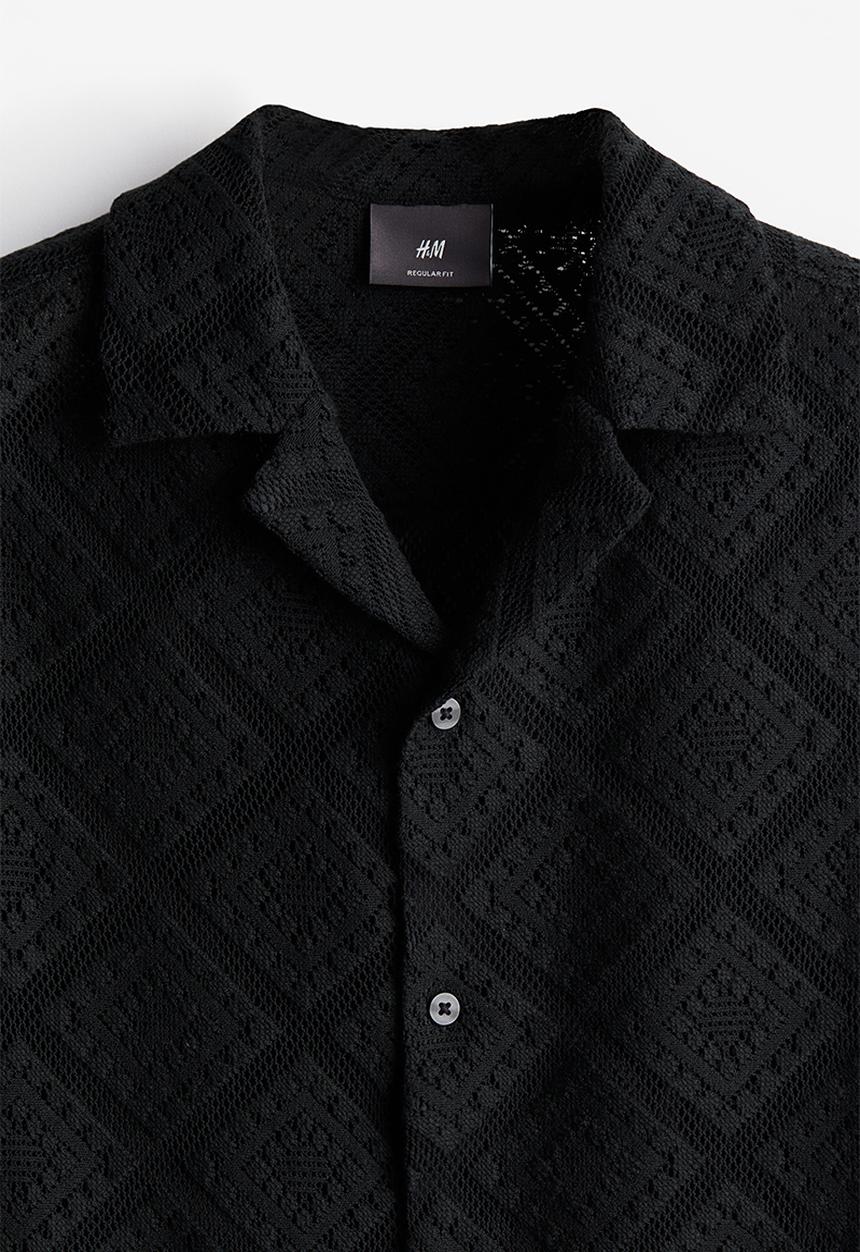 H&M - Regular fit crochet-look resort shirt - black