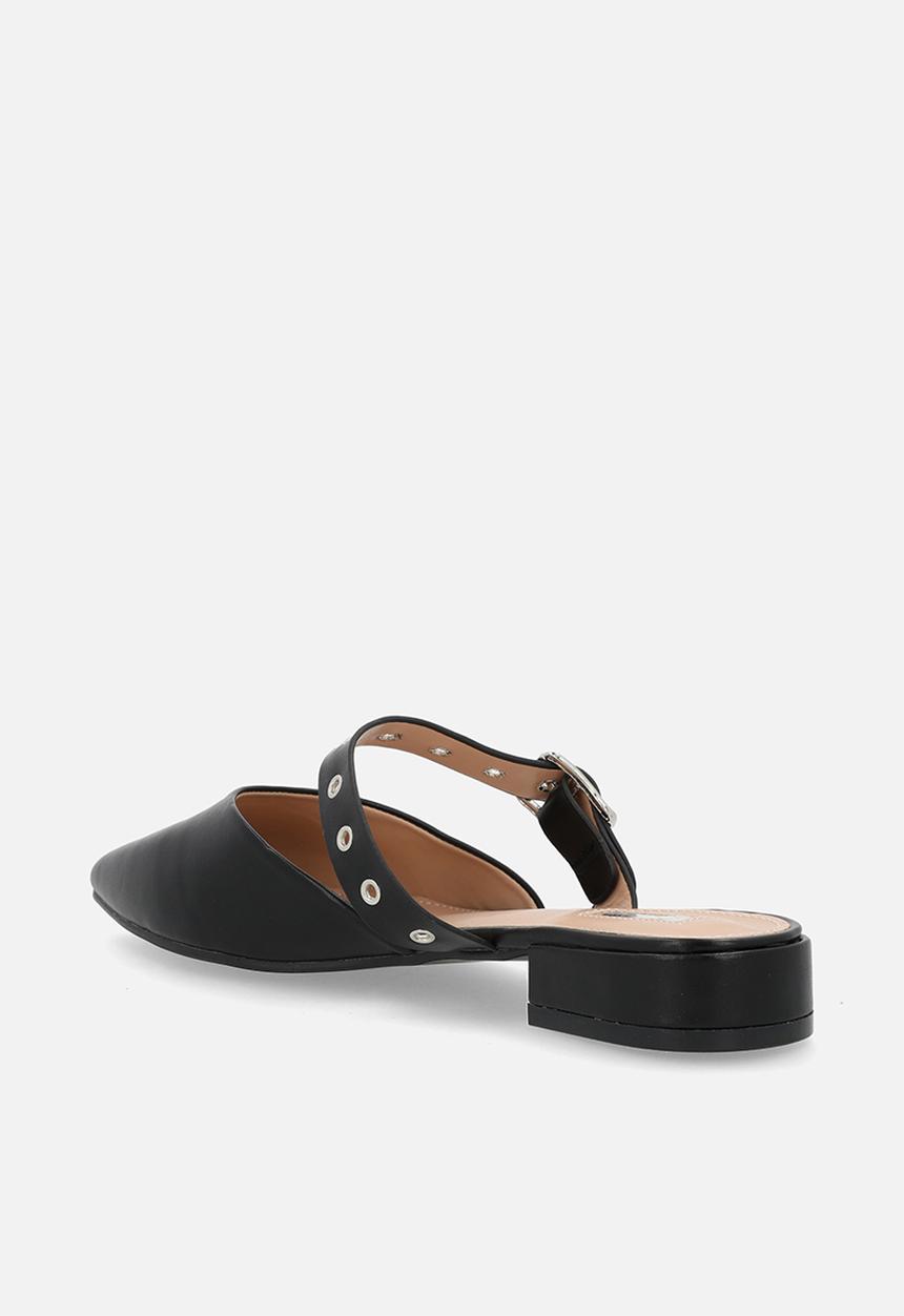 Plum - Raya slip-on flat - all black