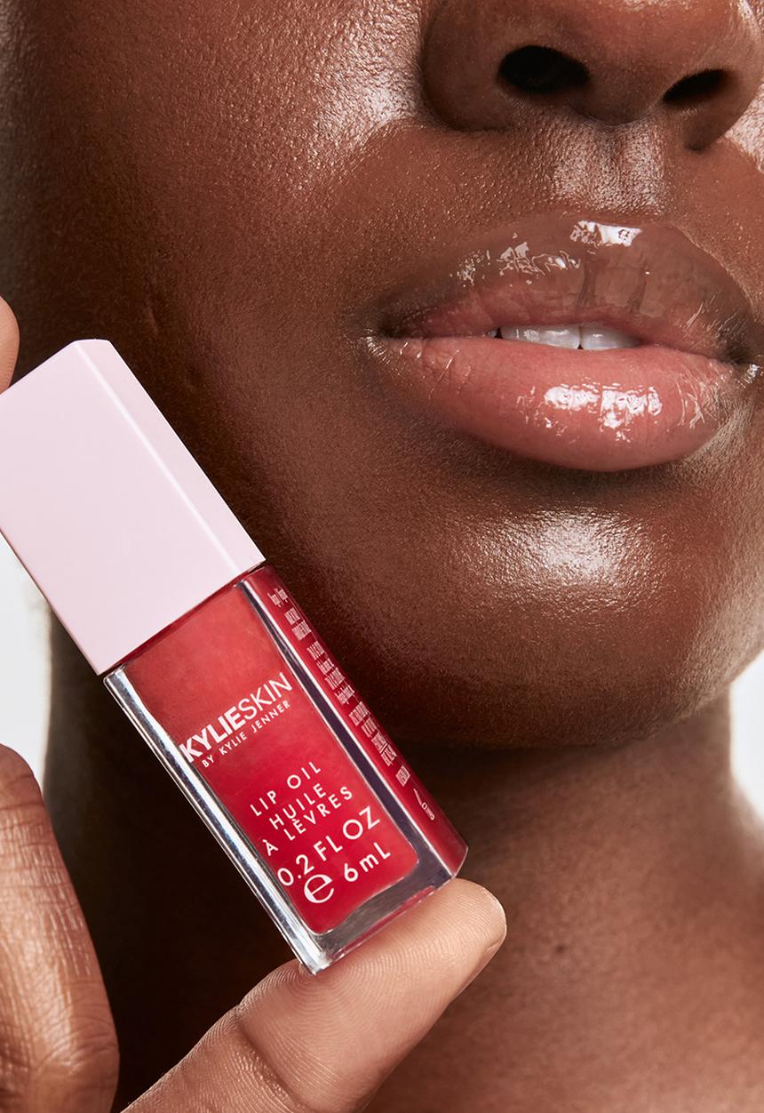 Kylie Cosmetics - Kylie Skin Pomegranate Lip Oil