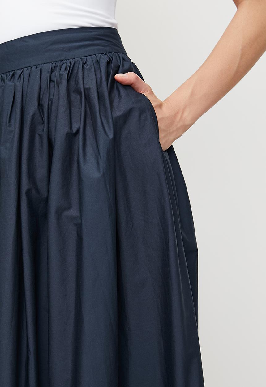 edit - Embroidered mid skirt - ink