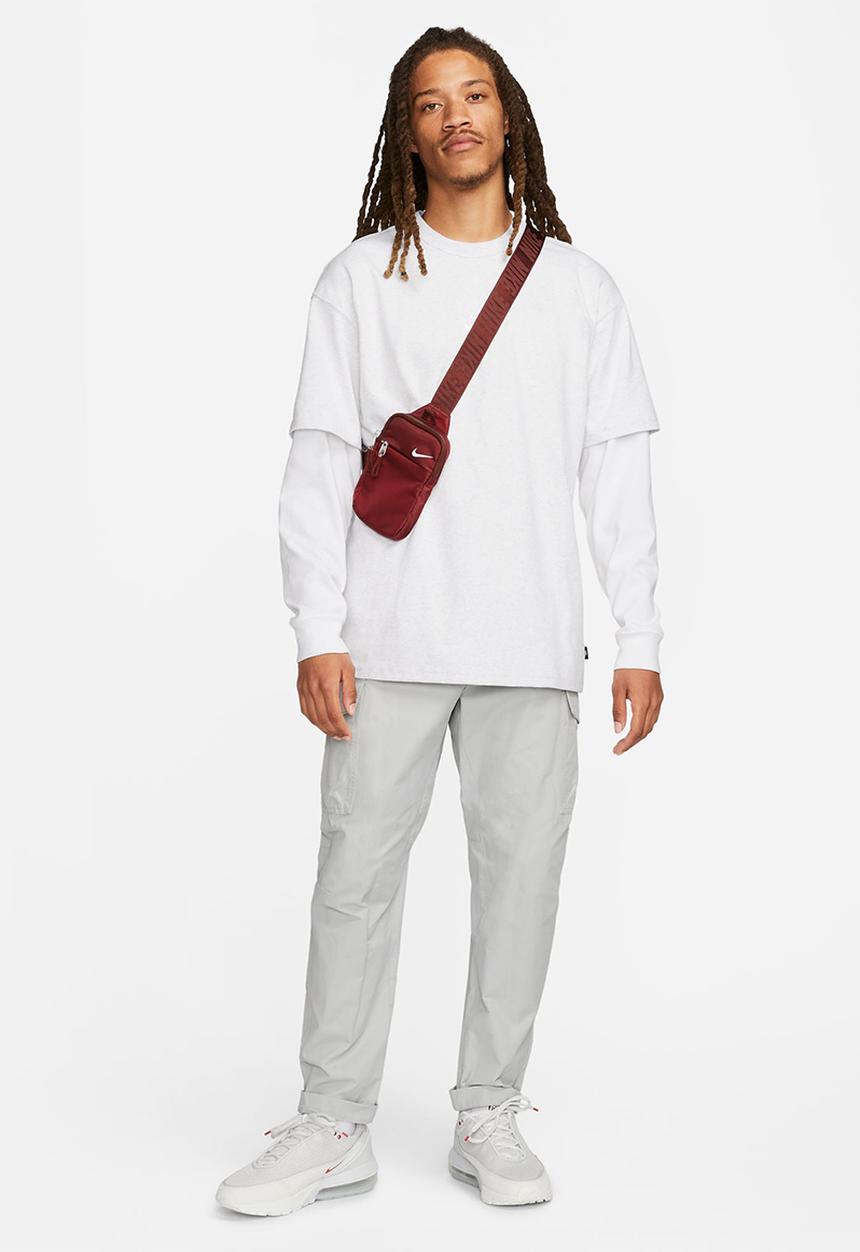 Nike - Nike Sportswear Premium Essentials T-Shirt - B Hthr