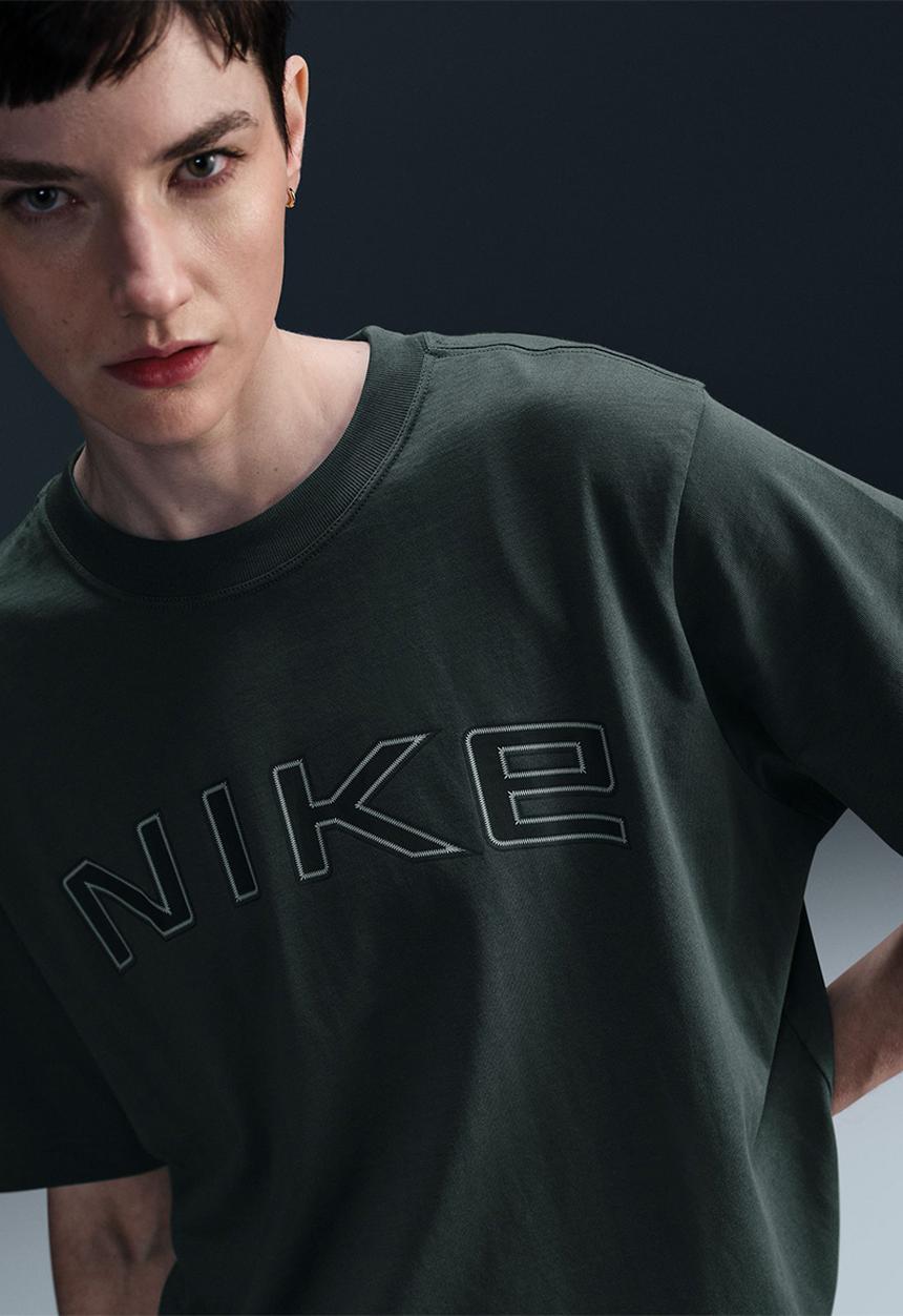 Nike - Nike Phoenix Tee- Vintage Green