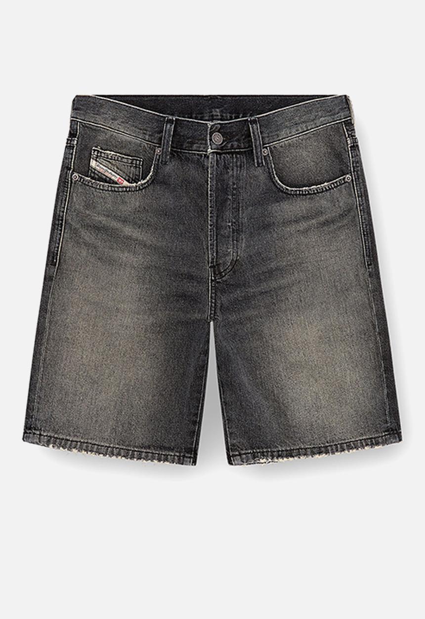 Diesel  - Regular short - black