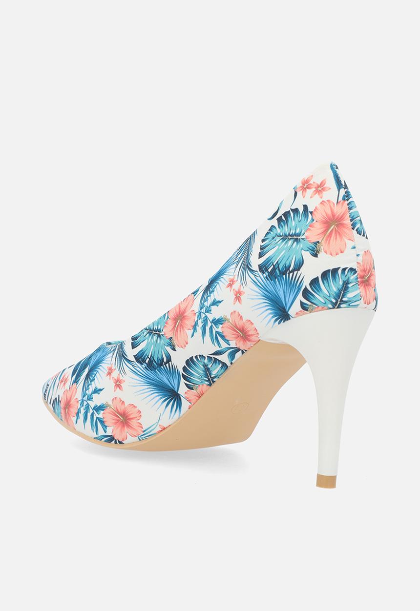 Footwork - Pearla court - white floral