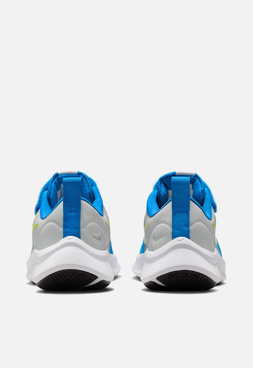 Nike - Nike star runner 3 - gryfog/white