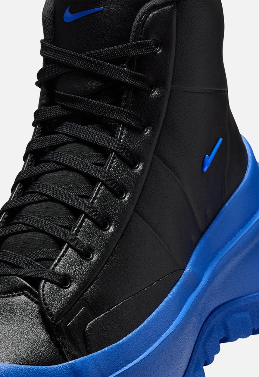 W NIKE BLAZER ROAM MID - BLACK/RACER BLUE