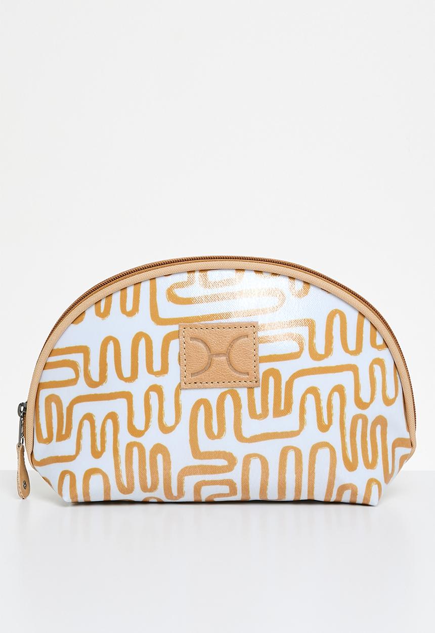 Thandana - Half moon travel pouch Laminated Fabric - Geo Sand