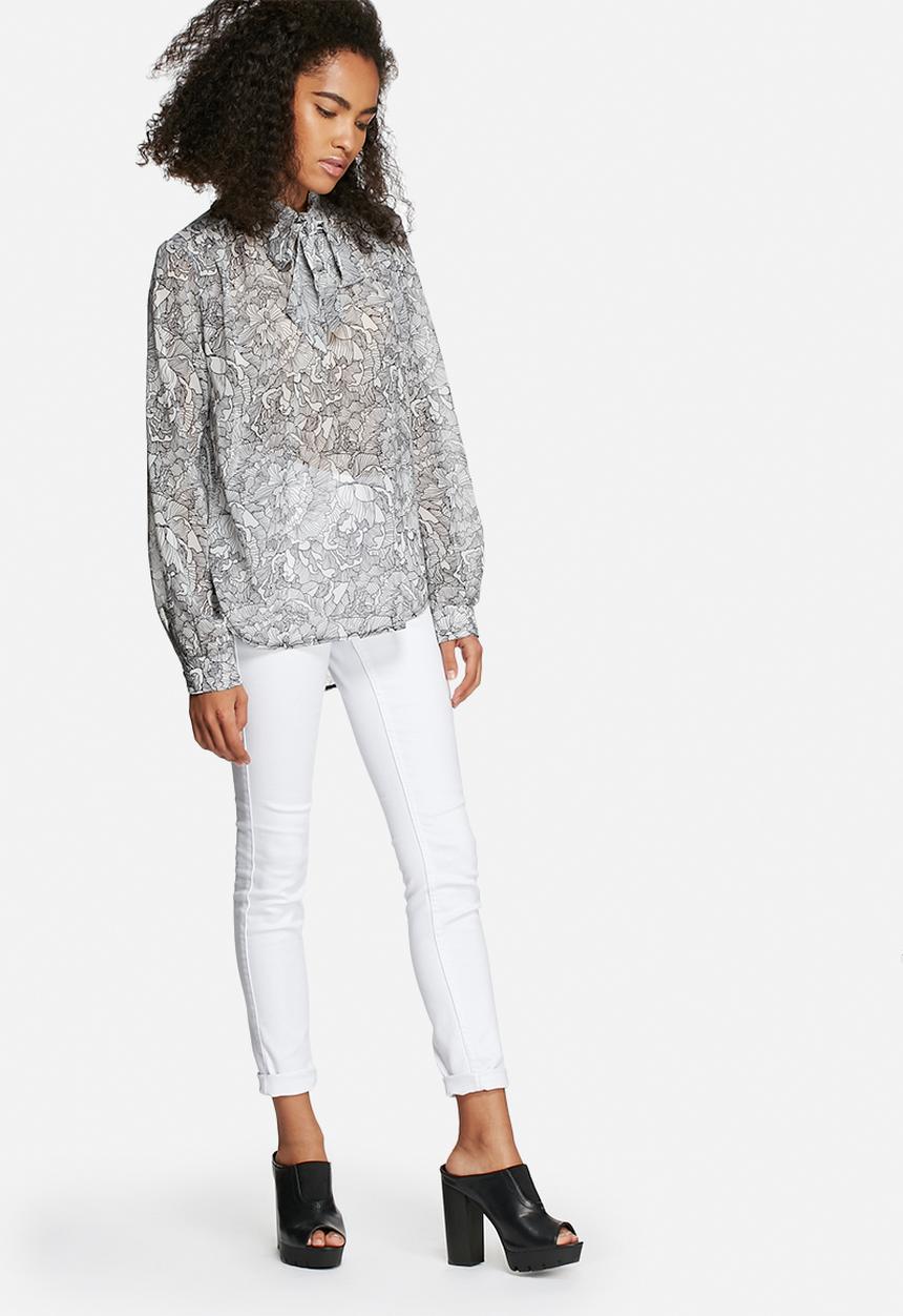 dailyfriday - Anna pussy bow blouse