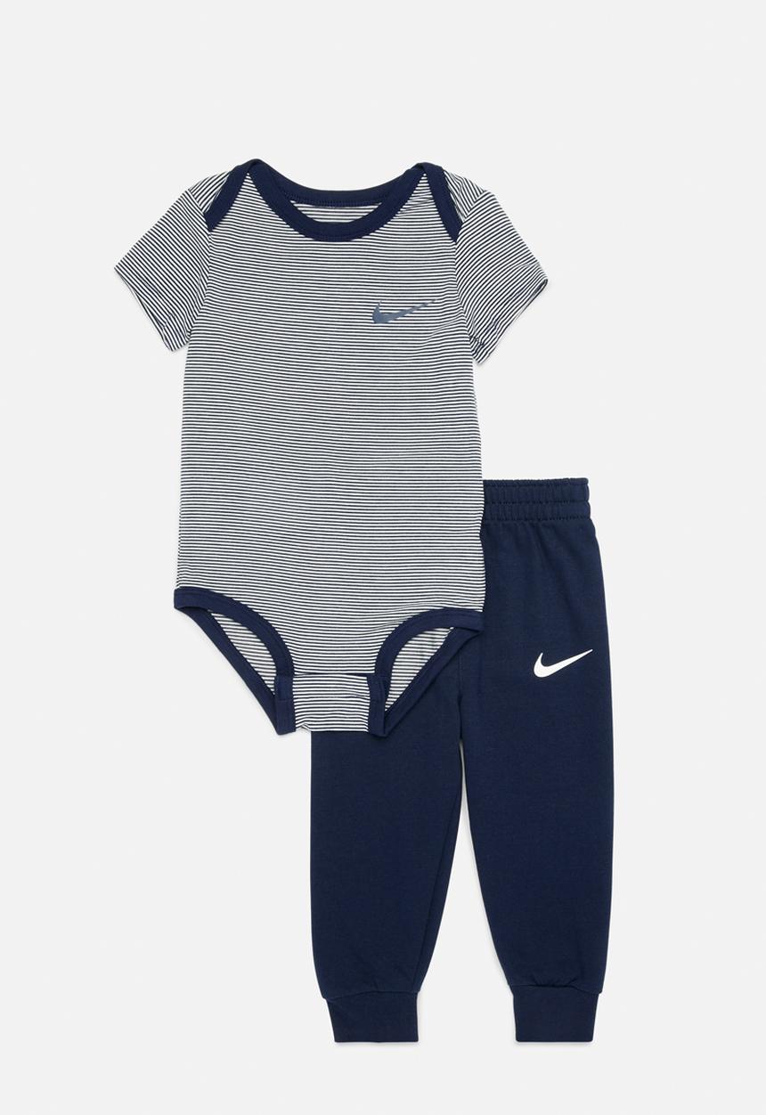 Nike - Nkn 2 pc striped ss bsps - midnight navy