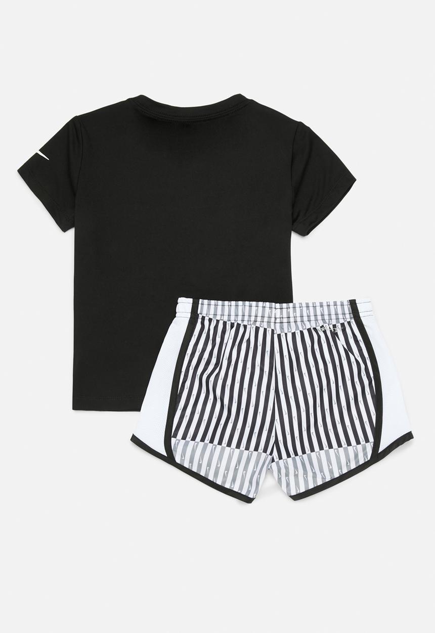 Nike - Nkg femme pop tee & tempo short - black