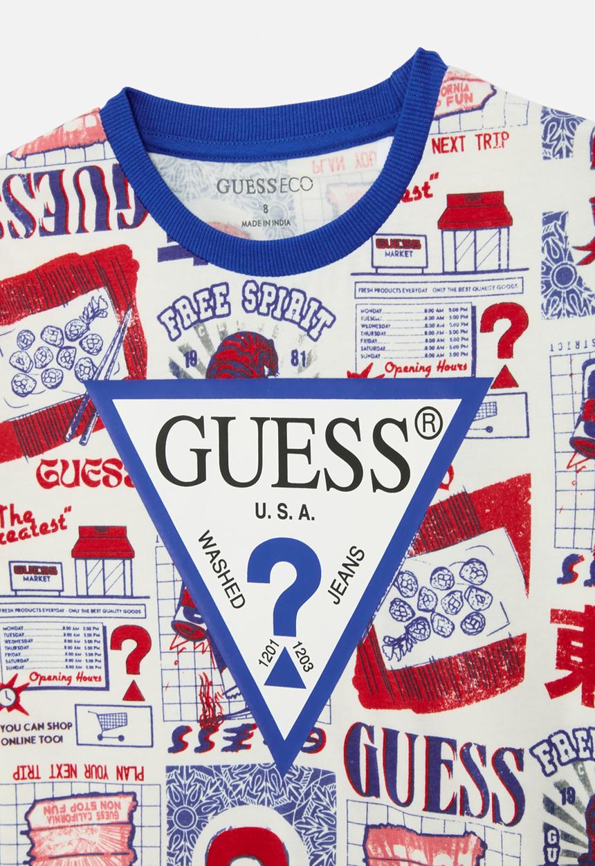 GUESS - Short sleeve T-shirt - all over comic