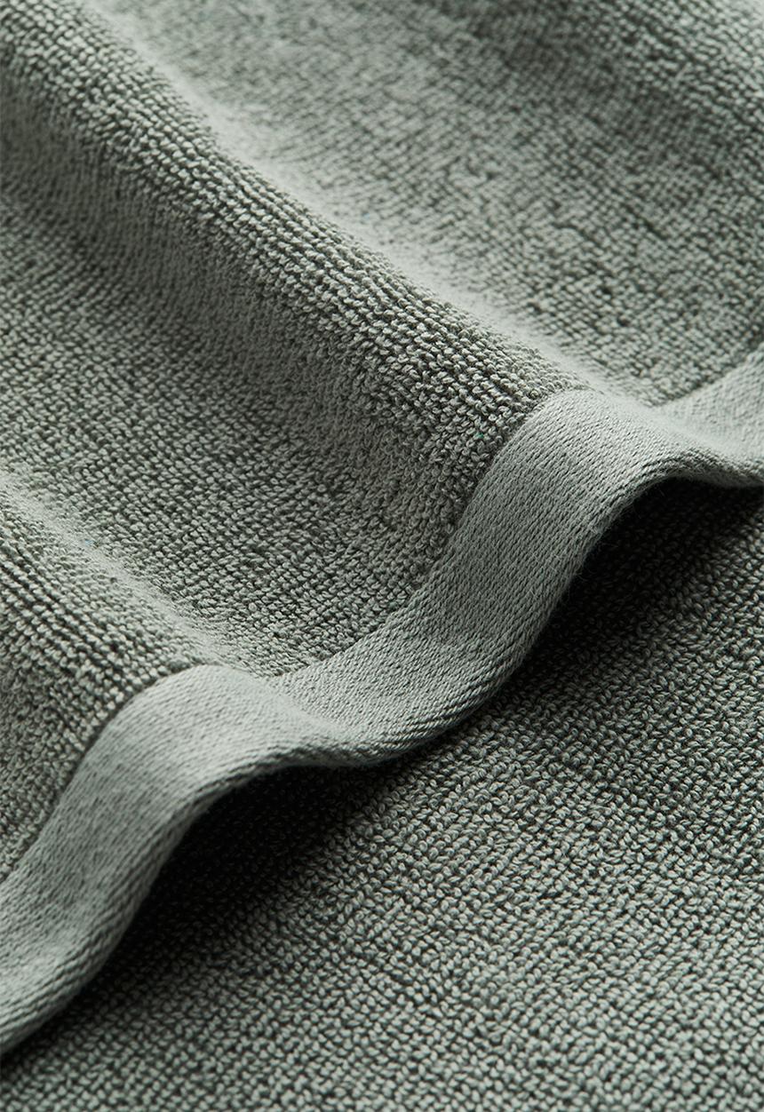 H&M - Terry bath sheet - sage