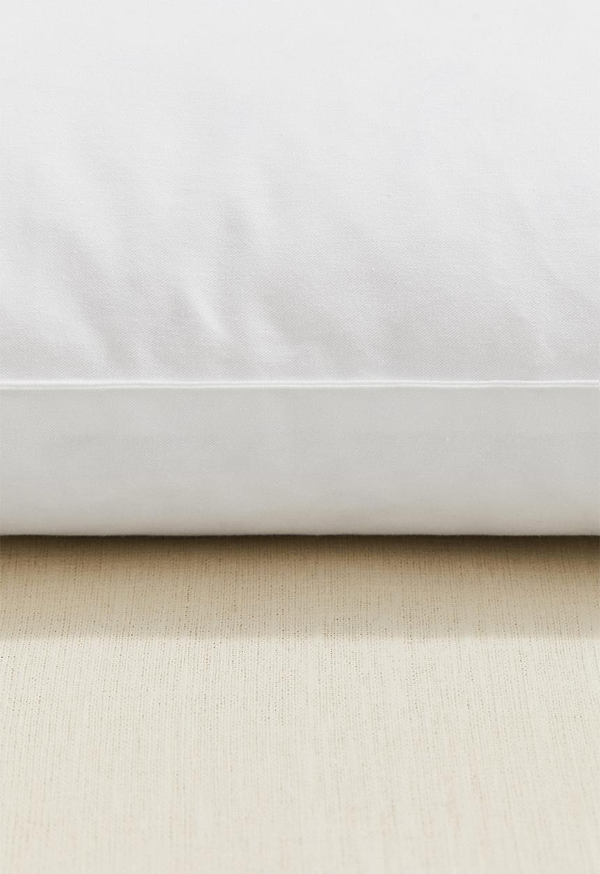 H&M - Feather-filled inner cushion - white