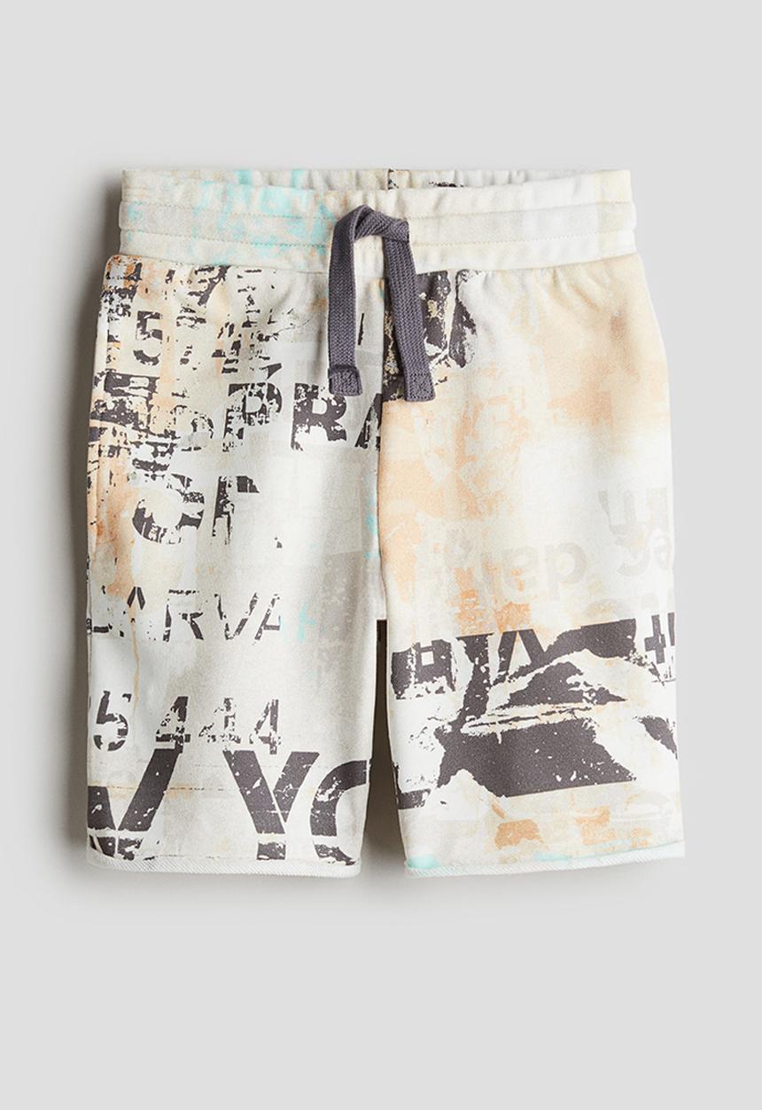 H&M - Printed sweatshorts - natural white & patterned