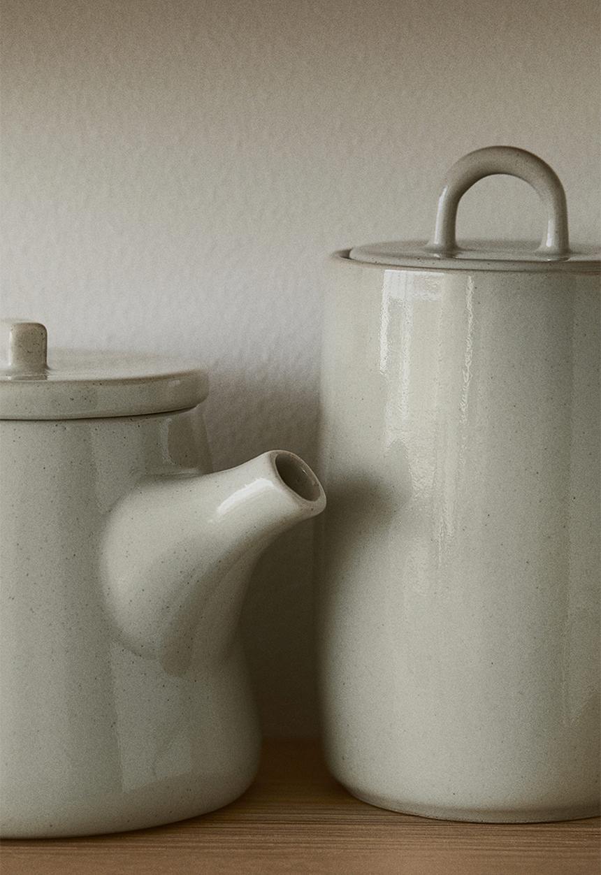 H&M - Stoneware jar - mole