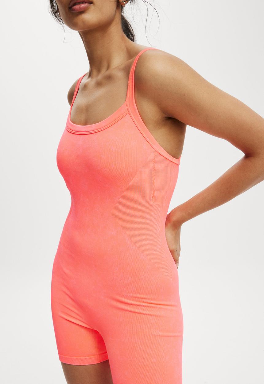 Cotton On - Seamless Rib Onesie - Washed Vibrant Orange