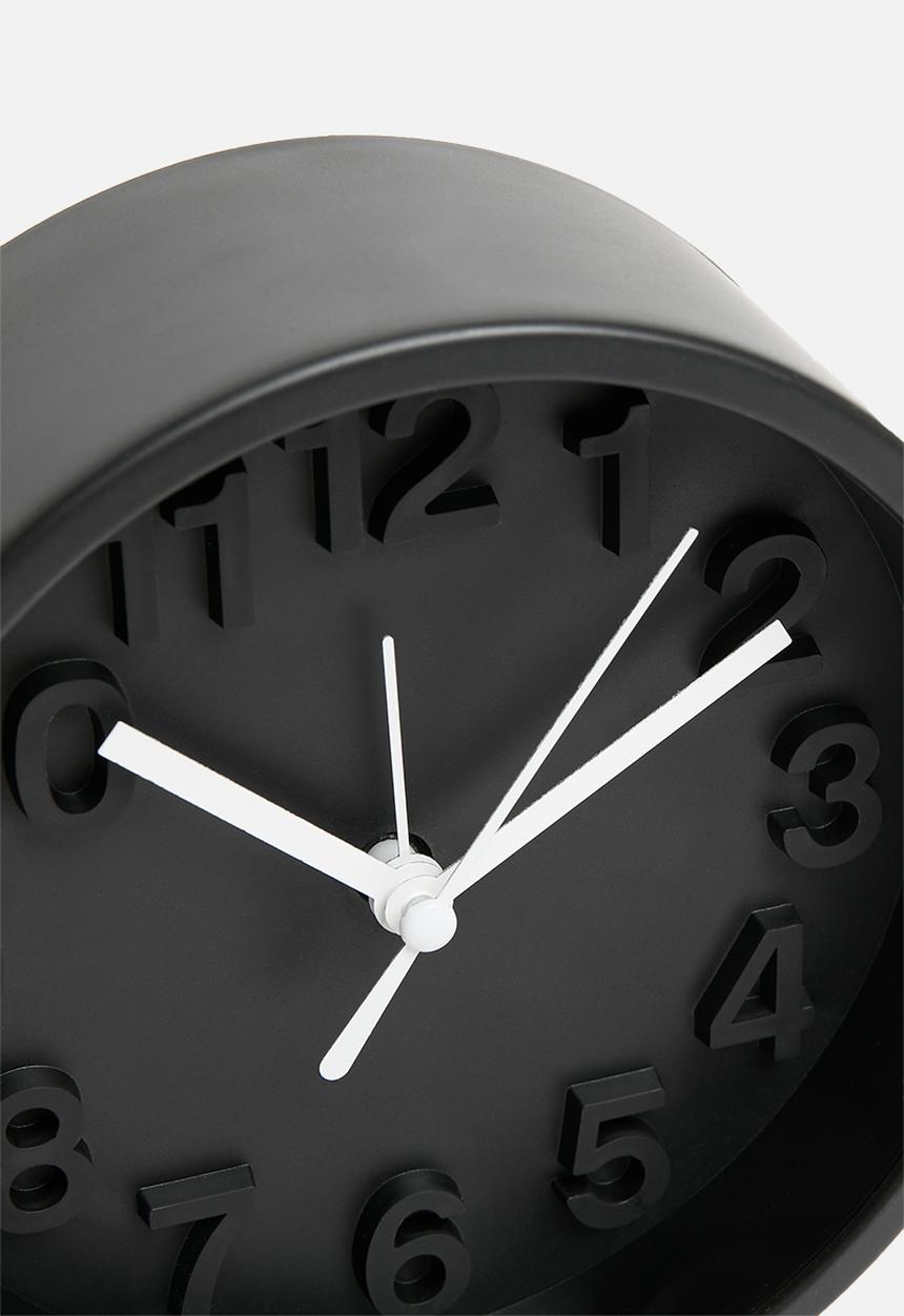 H&S - Kuzco clock - black