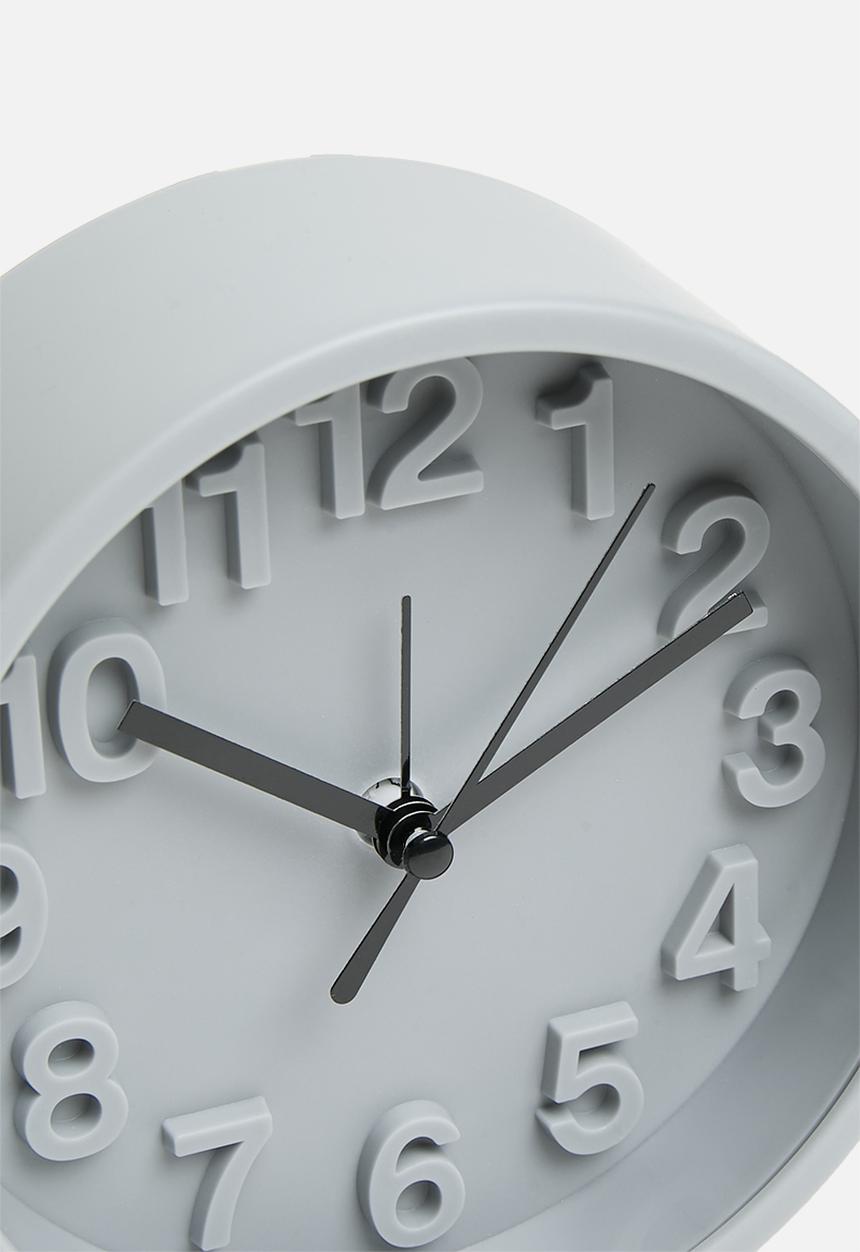 H&S - Kuzco clock - ice blue
