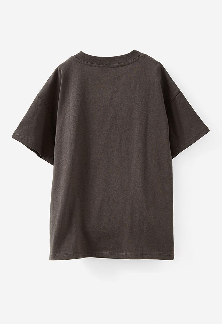 Cotton On - License drop shoulder short sleeve tee - lcn mat barbie diamontes/phantom