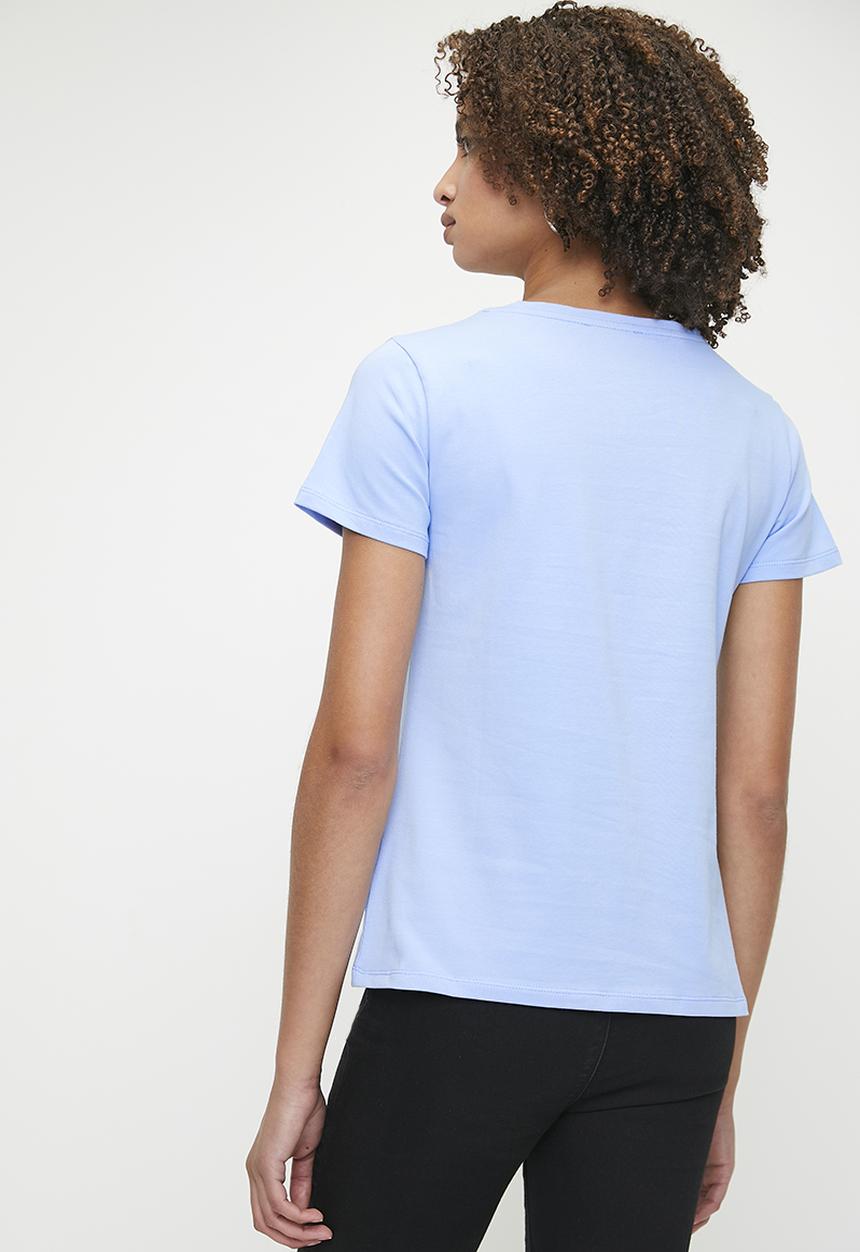 SISSY BOY - Izzie: Regular Fit Multi-Technique Logo Top - Cornflower