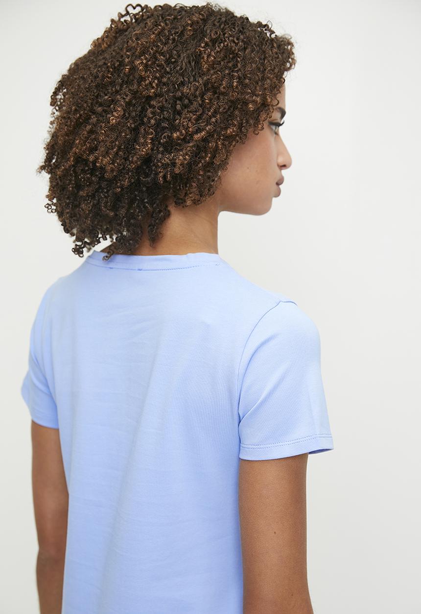 SISSY BOY - Izzie: Regular Fit Multi-Technique Logo Top - Cornflower