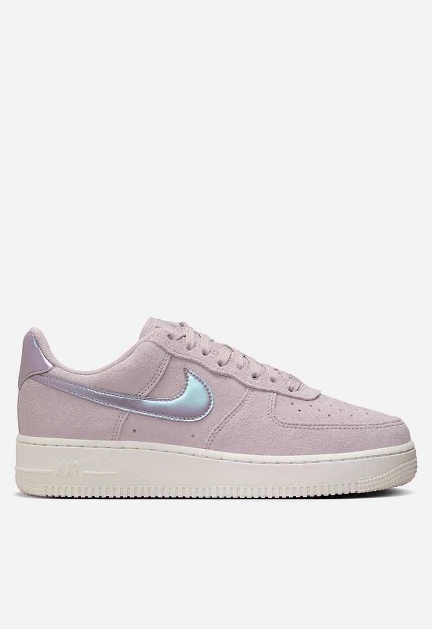 Nike - WMNS AIR FORCE 1 '07 SE