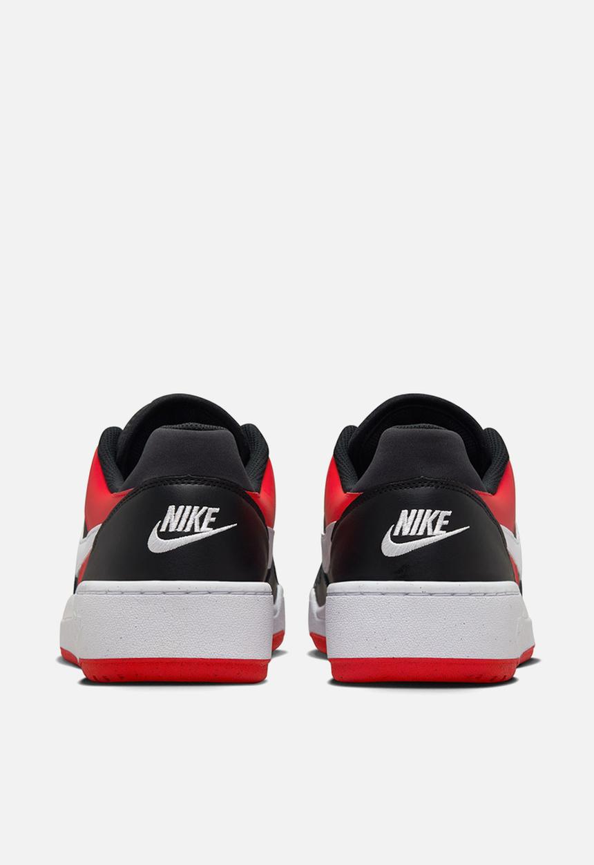 Nike - Nike Full Force Low
