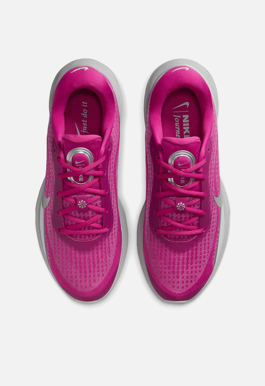 Nike - Nike Journey Run PRM