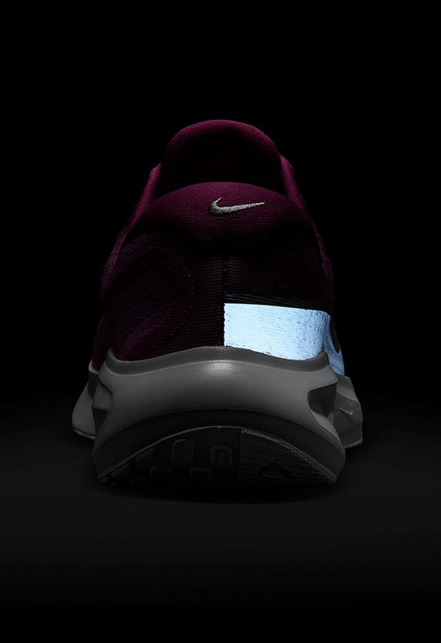 Nike - Nike Journey Run PRM