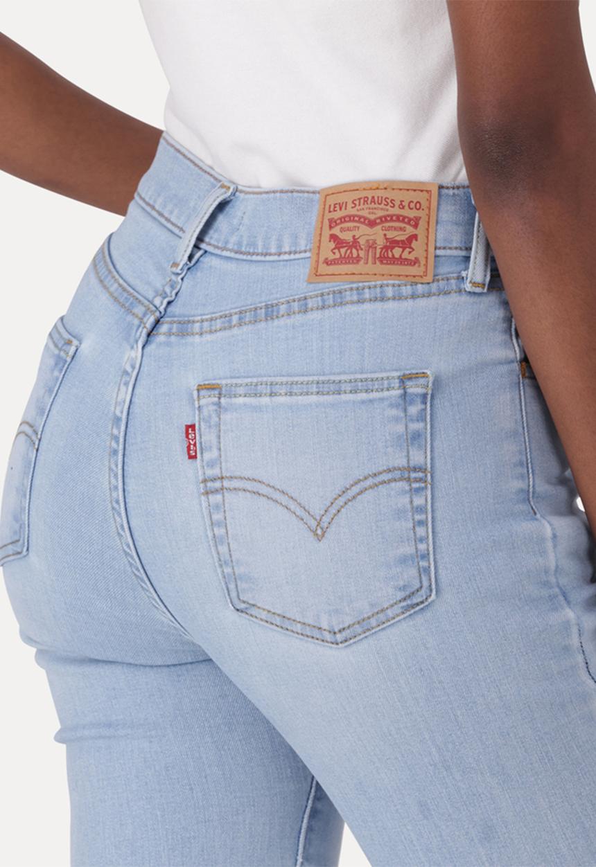 Levi’s® - 720 Hirise Superskinny Z - Running In Place