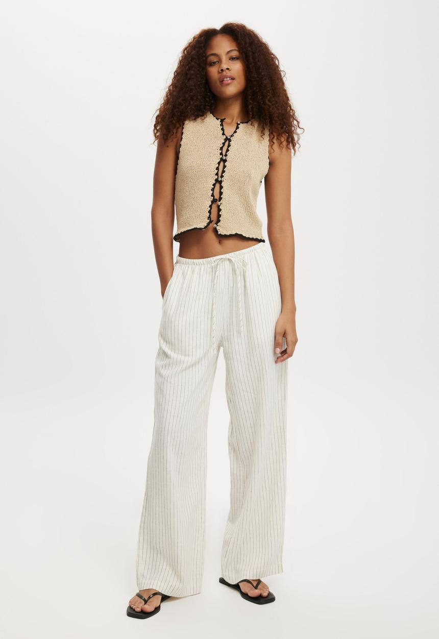 Cotton On - Plus Haven Wide Leg Pant - Dahna Pinstripe