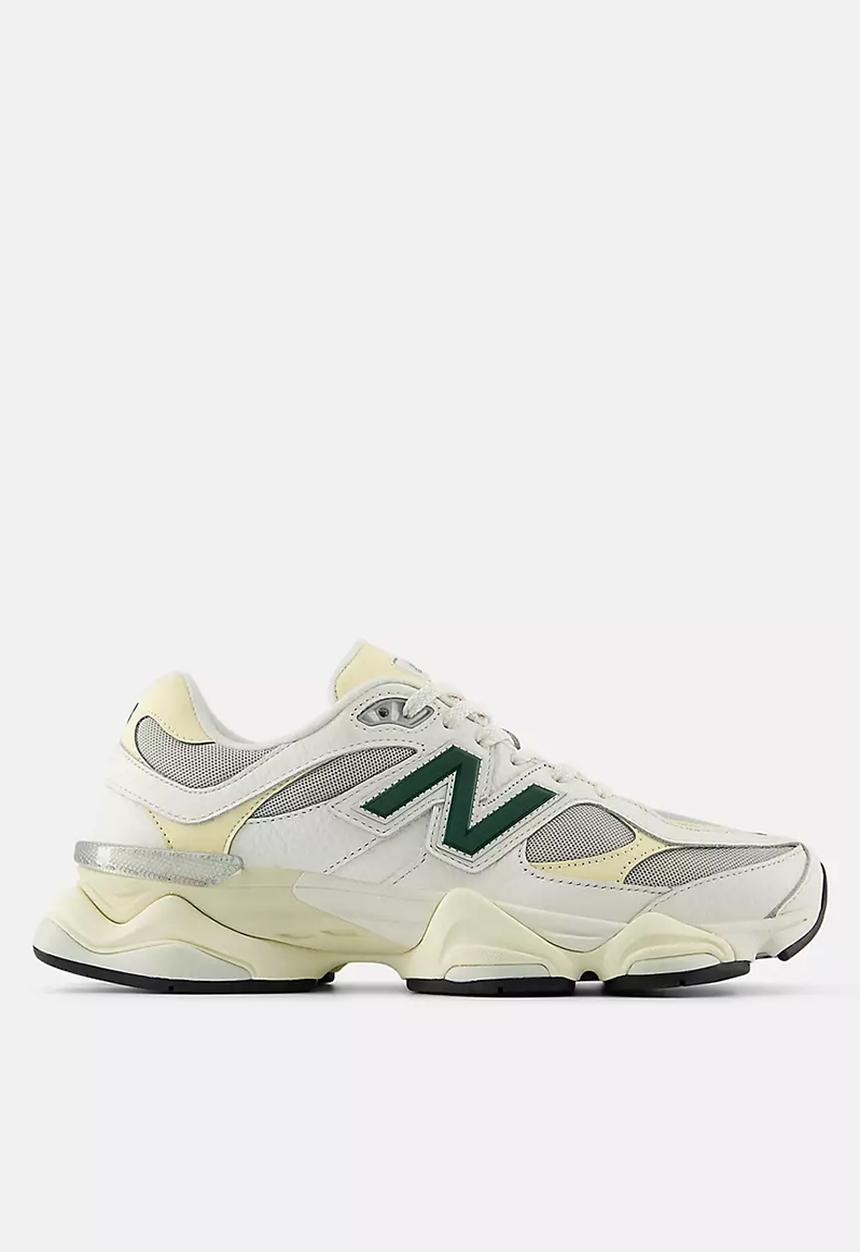 New Balance  - 9060
