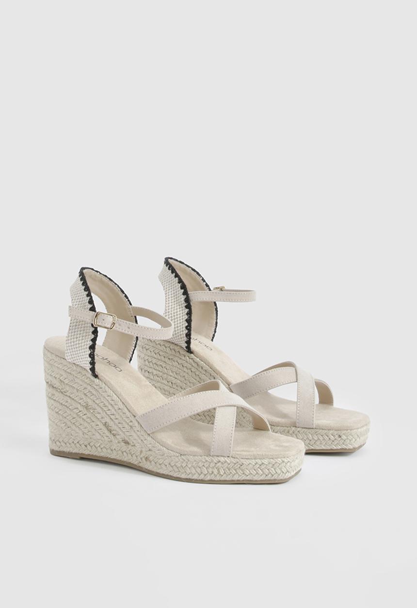 boohoo - Crossover 2 Part Topstitch Detail Wedges - Beige