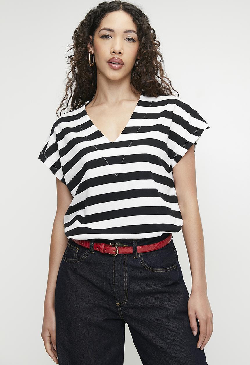 Superbalist - Oversized V-Neck Tee - Ecru/Black Stripe