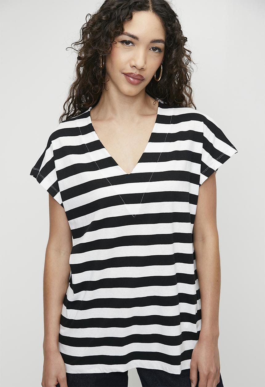 Superbalist - Oversized V-Neck Tee - Ecru/Black Stripe